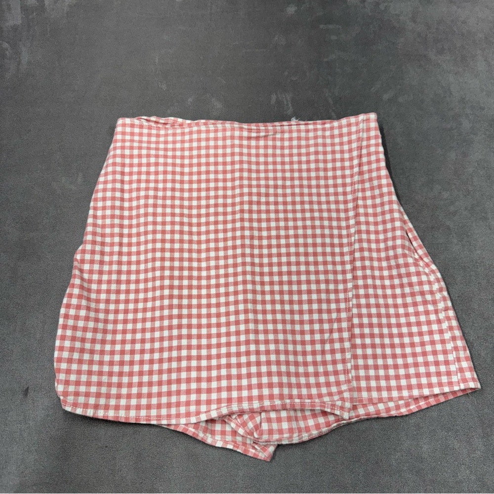 Hollister pink White gingham mini wrap front Checkered Women's Skort skirt Small